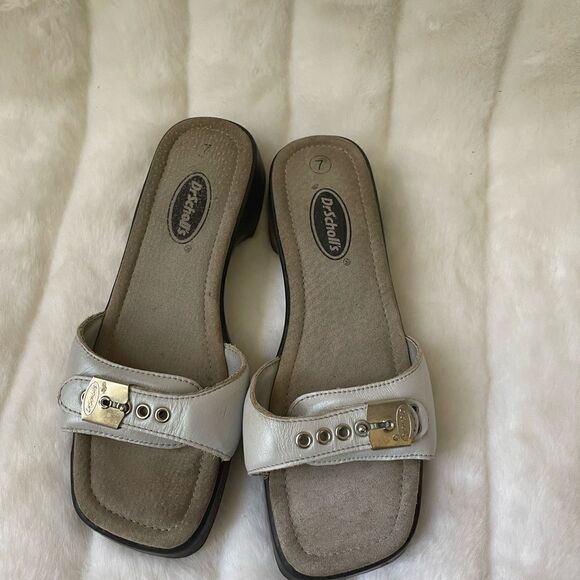 Dr Scholl’s light gray leather slides sandals side buckle square toe size 7 - Picture 2 of 16